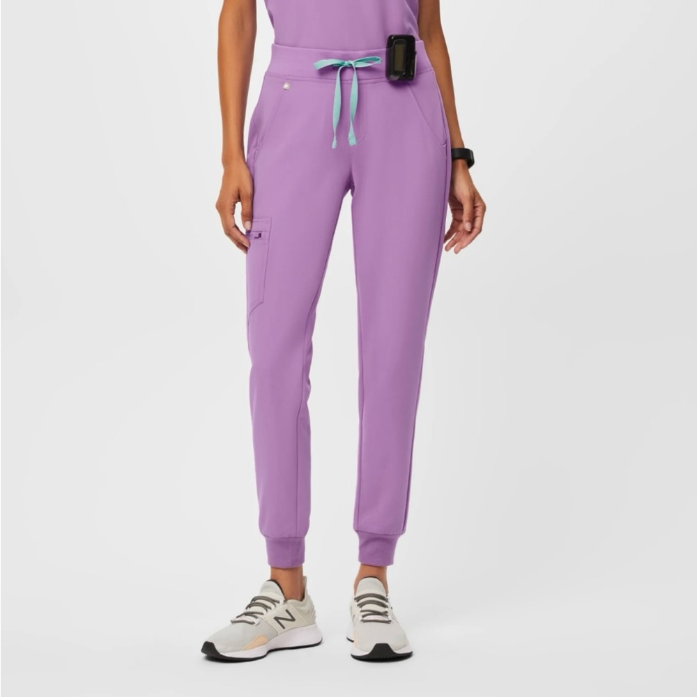 Figs Zamora petite scrub joggers